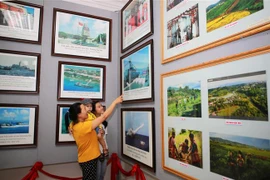 广治省举行“黄沙、长沙归属越南—历史证据和法律依据”流动展览