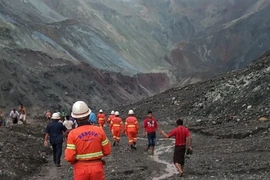 缅甸发生山体滑坡 至少50人死亡