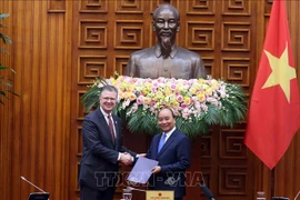 越南政府总理阮春福会见美国-东盟商务理事会企业代表团