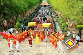 雄王祭祖大典：国家根源和民族大团结