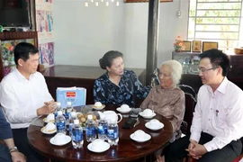 国会主席阮氏金银莅临巴地头顿省调研指导工作