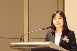 日本驻越大使馆文化参赞在研讨会上发表讲话