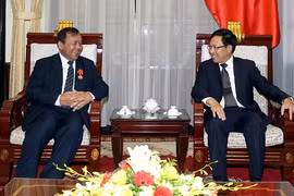 越南政府副总理兼外交部长范平明会见柬埔寨驻越大使昆法尼