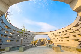 组图：奠边府烈士陵园—为独立自由而英勇捐躯的先烈致敬