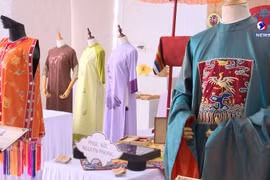 顺化奥黛周：开发顺化奥黛品牌和独特文化价值 