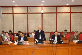 越共中央总书记阮富仲在会上发言。