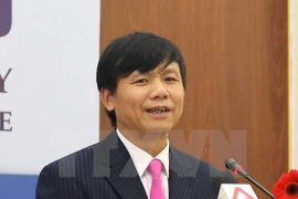 越南外交部副部长邓廷贵