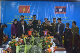 越老建交55周年：加强越南清化省与老挝华潘省老战士协会的合作