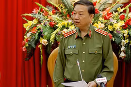 越南公安部长苏林在研讨会上发言