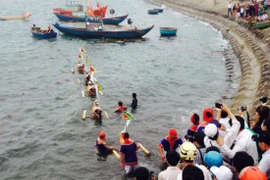 广义省李山岛县举行“黄沙兵替身祭礼”