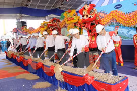 Tanifood水果加工厂动工兴建仪式（图片来源：越通社）