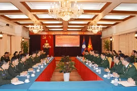 军队青年为加强越老关系做出贡献