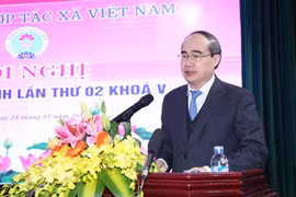 ​越南祖国阵线中央委员会主席阮善仁在会议上发表讲话（图片来源：因特网）