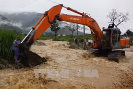 搜救工作在山萝省灾区开展。（图片来源：越通社）