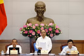 政府总理阮春福在会议上发表讲话。（图片来源：越通社）​