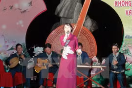 一个才子弹唱​演出节目。