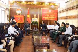 老挝色贡省向广南省灾民提供3亿越盾的援助资金