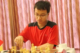 越南国际象棋男选手阮玉长山。（图片来源：越南人民报）