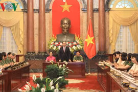 陈大光在见面会上致辞。