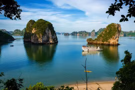 世界自然遗产下龙湾之美。