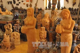 富有占族文化特色的产品。