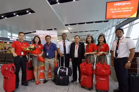 越捷航空公司正式开通河内市至柬埔寨暹粒市直达航线。