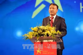 越南工贸部副部长杜胜海在闭幕式上致辞时。（图片来源：越通社）
