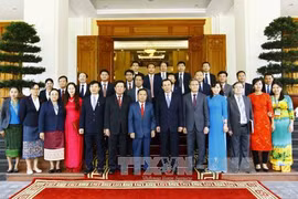 越共中央办公厅与老挝人民革命党中央办公厅加强合作