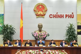 政府总理阮春福主持召开会议