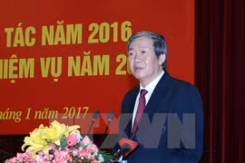 越共中央政治局委员、中央书记处常务书记丁世兄
