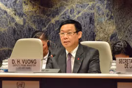 越南政府副总理王廷惠9月14日出席在日内瓦举行的越南加入联合国40周年纪念仪式。