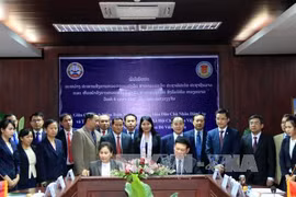 双方签署会谈纪要