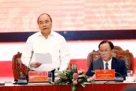 越南政府总理阮春福在会上发表讲话。（图片来源：越通社）