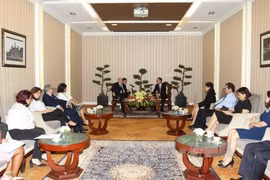 双方会见场景。（图片来源：越通社）