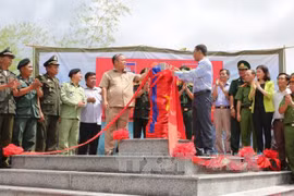 41号界碑竣工仪式。（图片来源：越通社）