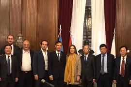  促进河内市与巴西、阿根廷和智利的合作