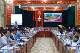 ​研讨会场景。（图片来源：http://www.baohoabinh.com.vn）