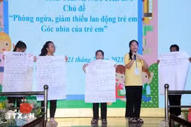 困难儿童参加主题为“预防和减少童工”的论坛。图自越通社