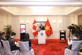加拿大国际发展部部长艾哈迈德·胡森。图自Vietnam+