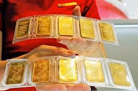 12月2日上午越南国内金戒指和SJC金条价格大幅下降。图自互联网