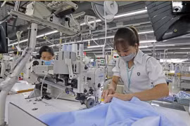 附图：河内市劳动力市场继续复苏。图自越通社