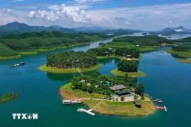 将婆瀑湖国家旅游区建设成为北部国际级旅游中心