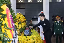 泰国代表团吊唁越共中央总书记阮富仲。图自越通社