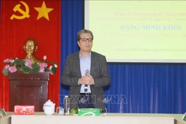 外交部副部长邓明魁：党的各项活动将以人民的权利和幸福为最高的奋斗目标