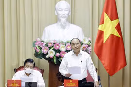 阮春福：狠抓落实 推进法治国家建设研究