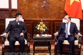 越南国家主席阮春福接受各国新任驻越大使递交国书