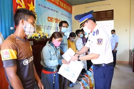 “海警与少数民族同胞、宗教同胞并肩同行”活动在广义省举行