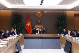 下决心实现2021年贫困老年人 医保全覆盖