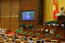 第十五届国会第二次会议：就两项法律草案提出意见