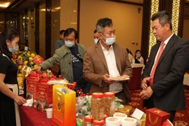 加强越中两国贸易合作